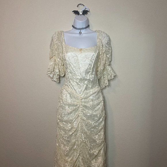 American Vintage Dresses & Skirts - vintage gothic vampire cream lace gown
